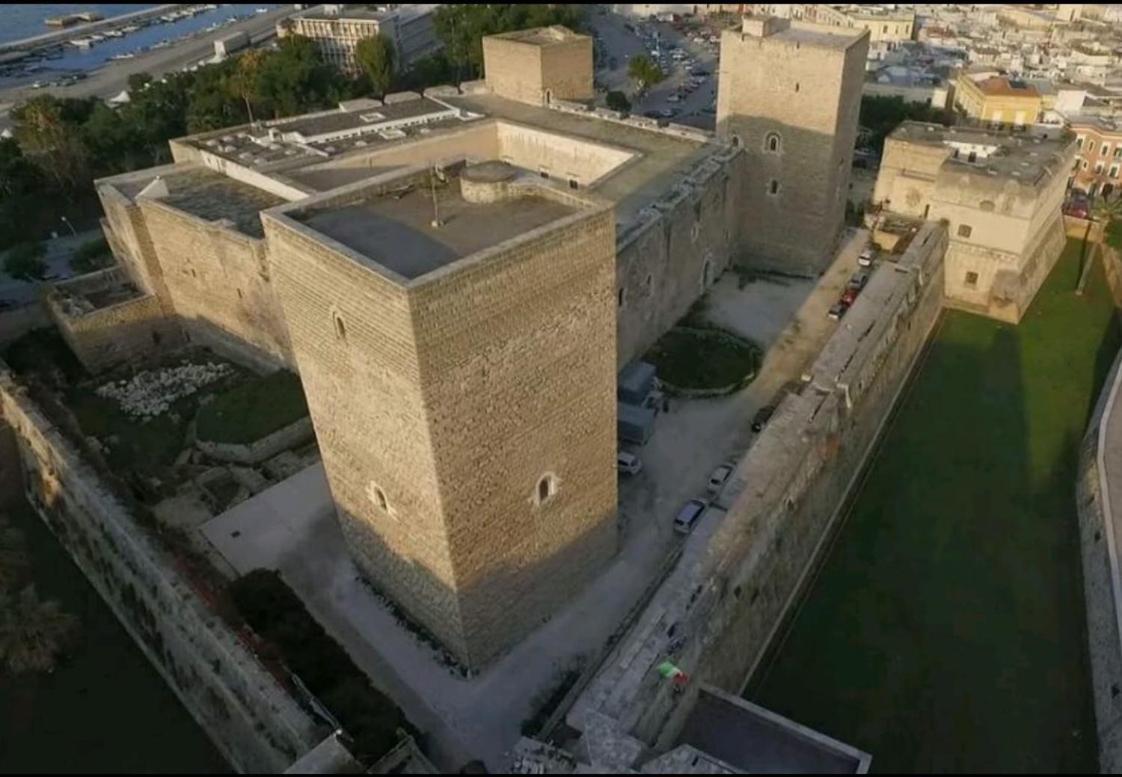 Goffredo Mameli House Hotel Bari Exterior photo